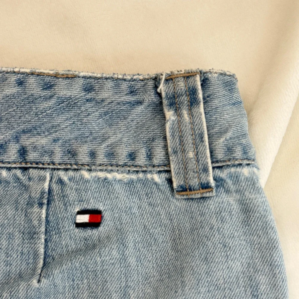 Vintage Tommy Hilfiger Denim Shorts Y2K Baggy Jorts Skater Streetwear Distressed